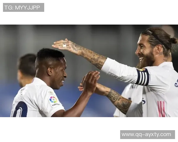 卡马乔谈维尼修斯情绪波动与阿隆索适应首赛季的挑战 卡马乔谈维尼修斯情绪波动与阿隆索适应首赛季的挑战