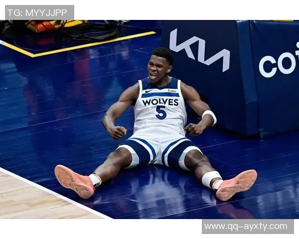 爱德华兹首战狂砍41分打破队史纪录超越唐斯36分的辉煌表现 爱德华兹首战狂砍41分打破队史纪录超越唐斯36分的辉煌表现