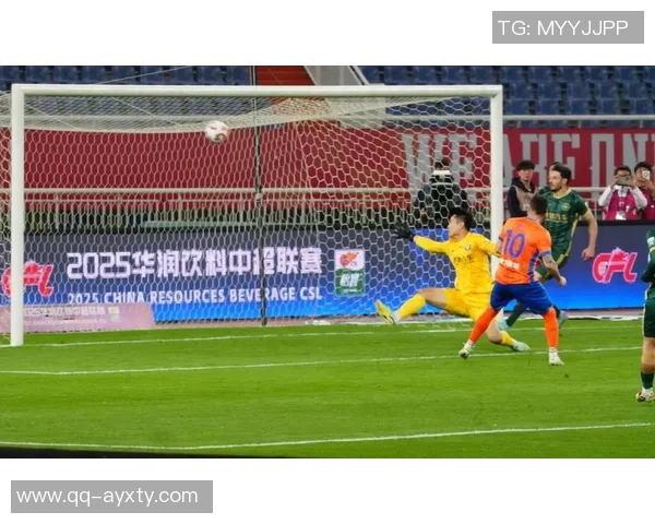 徐江透露瓦科拒绝海滨城市球队报价选择泰山顶薪合同的原因 徐江透露瓦科拒绝海滨城市球队报价选择泰山顶薪合同的原因