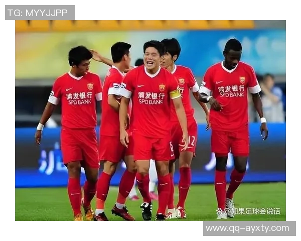 吕文君携手海港一路夺冠从中乙到中超退役后执教梯队传承足球梦想